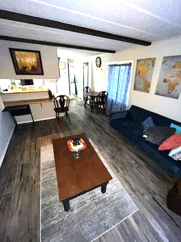 property at 1414 Main St