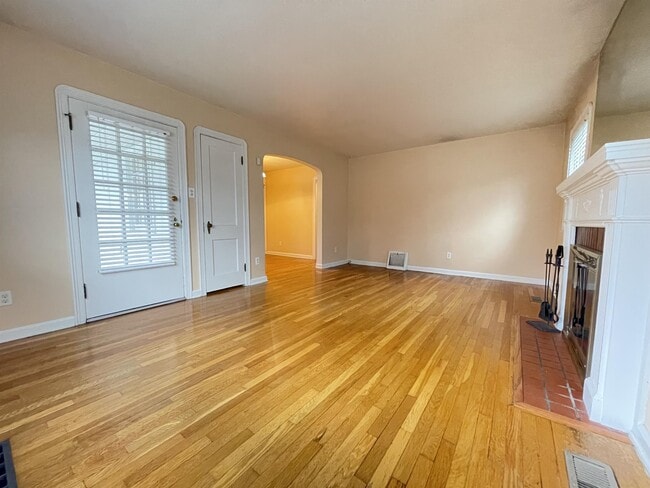 56 Goodhue Dr in Akron, OH - Building Photo - Building Photo