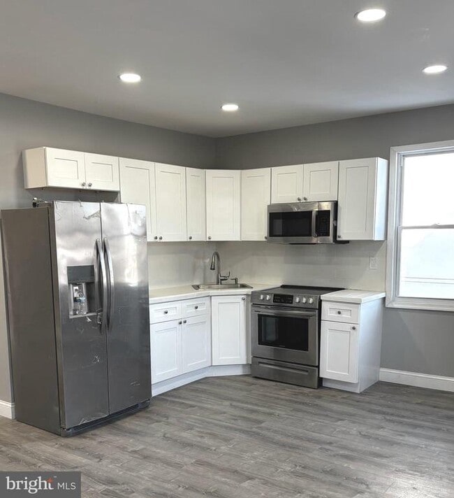 property at 11890 Bustleton Ave