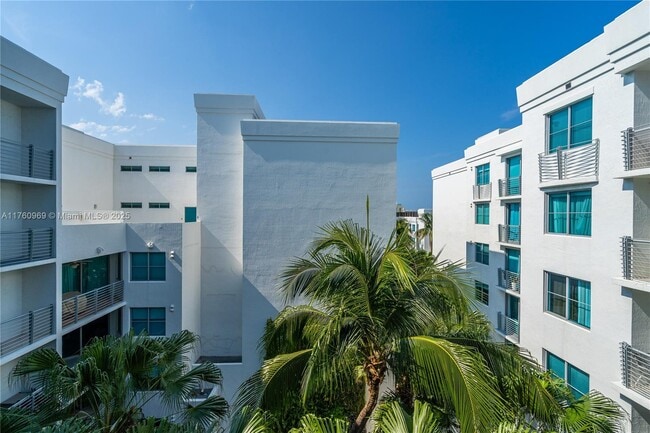 110 Washington Ave, Unit 1712 in Miami Beach, FL - Foto de edificio - Building Photo