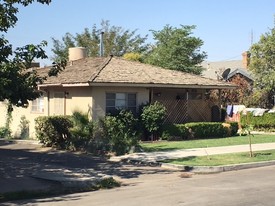 817 Quincy St in Bakersfield, CA - Building Photo
