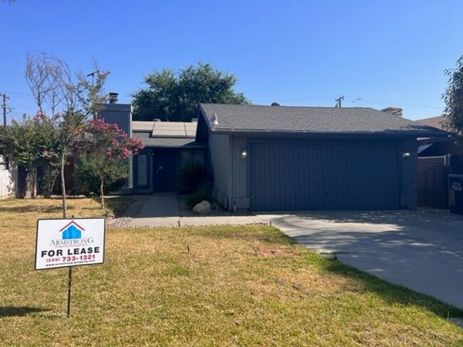 property at 1116 W Prospect Ave