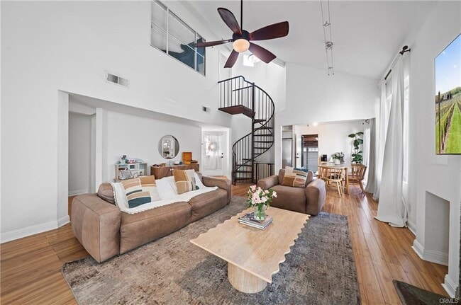 73 Calle Sol in San Clemente, CA - Building Photo - Building Photo