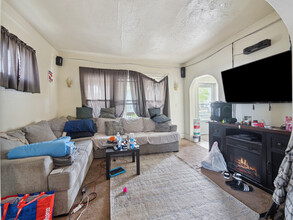 6608 Westpoint St, Unit 1 in Taylor, MI - Building Photo - Building Photo