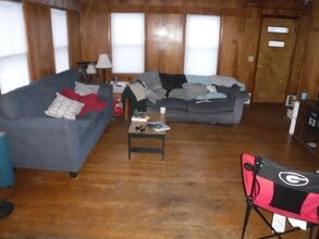 1 Pierce St, Unit 2 in Orono, ME - Foto de edificio - Building Photo