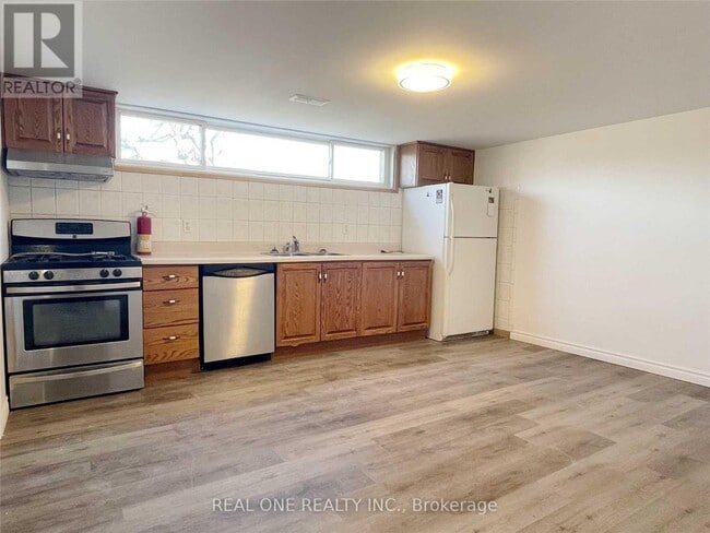 property at 36 Victor Blvd