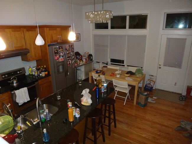 24 Hayden St, Unit 2 BED Mission HILL in Boston, MA - Building Photo - Building Photo