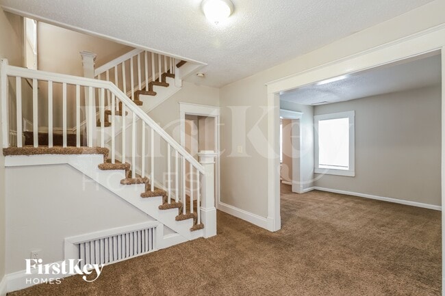 1603 Elmwood Ave in Kansas City, MO - Building Photo - Building Photo