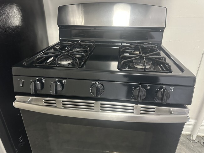 The Manor in Cliffside Park, NJ - Building Photo - Building Photo