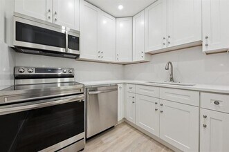 6491 Bay Club Dr in Fort Lauderdale, FL - Building Photo - Building Photo