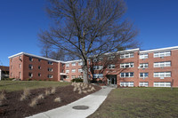 Brendan Towers in New Haven, CT - Building Photo - Building Photo