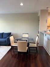 390 17th St NW, Unit 3031 in Atlanta, GA - Building Photo - Building Photo