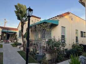 2751 Pomeroy Ave in Los Angeles, CA - Building Photo