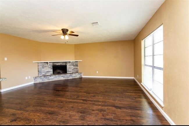 property at 6314 Edenglen Ct