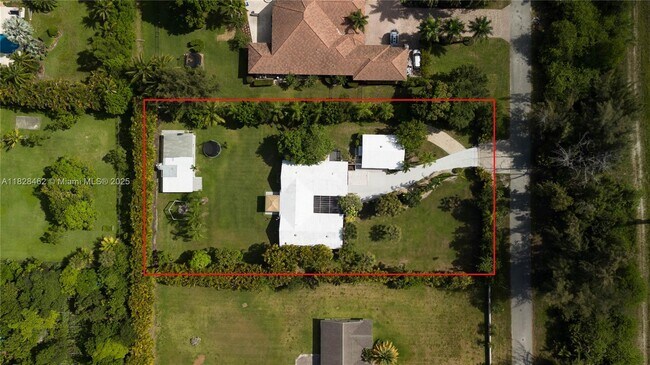 6297 NW 69th Way in Parkland, FL - Building Photo - Building Photo