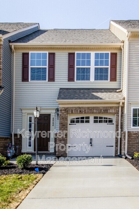 8986 Ringview Dr in Mechanicsville, VA - Building Photo