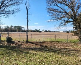 1562 Majesty Loop in Foley, AL - Building Photo - Building Photo