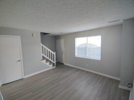 16 Duiguid Dr in Lynchburg, VA - Building Photo