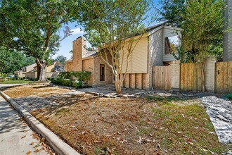 172 Old Bridge Lake St in Houston, TX - Foto de edificio - Building Photo