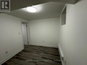 1541 Scarlett Trl in Pickering, ON - Building Photo - Building Photo