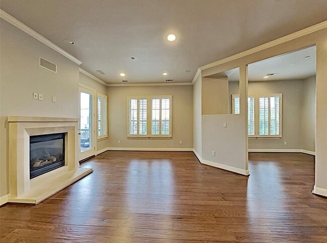 4343 McKinney Ave, Unit A304 in Dallas, TX - Building Photo - Building Photo