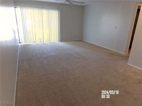 8474 Charter Club Cir in Ft. Myers, FL - Building Photo - Building Photo