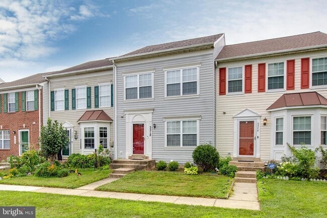 3318 Hibiscus Ct in Ellicott City, MD - Building Photo - Building Photo