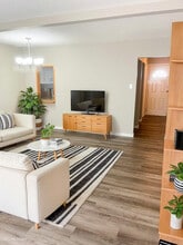 Thompson River Townhomes in Kamloops, BC - Building Photo - Building Photo