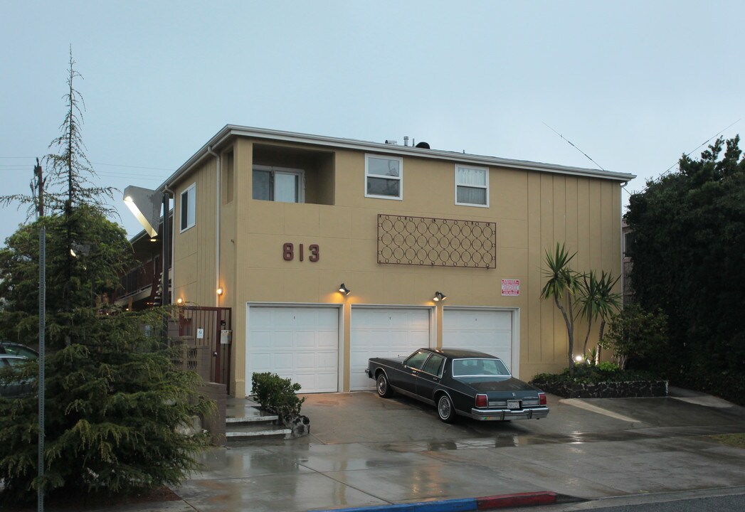 813 9th St in Santa Monica, CA - Building Photo