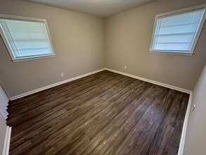 5884 Ash St in Forest Park, GA - Building Photo - Building Photo