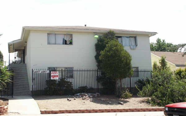 4257-4261 Estrella Ave in San Diego, CA - Building Photo - Building Photo