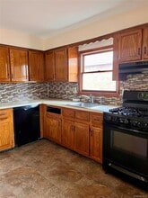 90-52 Borkel Pl in Queens, NY - Building Photo - Building Photo