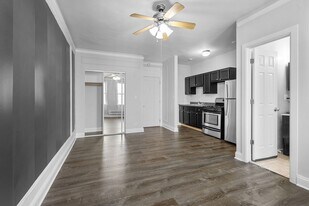 5847 N Kenmore Ave, Unit 1 in Chicago, IL - Building Photo