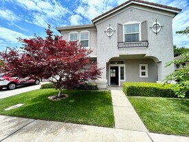 224 Marsalla Dr in Folsom, CA - Building Photo