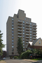 Park Lane Tower in Jamaica, NY - Building Photo - Building Photo