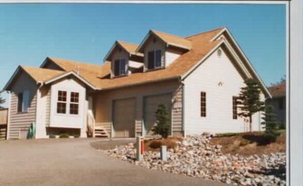 5033-A Sunnyside Blvd in Marysville, WA - Building Photo