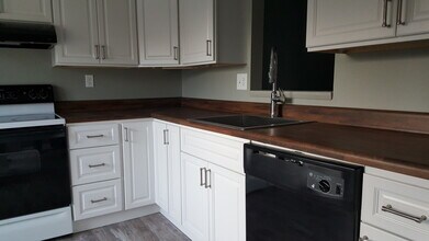 995 Bern Dr in Havre De Grace, MD - Building Photo - Building Photo