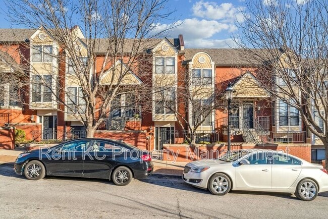 property at 530 W 10th St