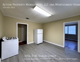 3054 McQueen St in Montgomery, AL - Building Photo - Building Photo