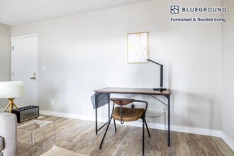 615 S Catalina Ave-Unit -FL2-ID439 in Redondo Beach, CA - Building Photo - Building Photo