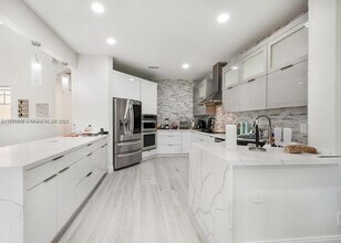 5774 NW 120th Ave in Coral Springs, FL - Building Photo - Building Photo