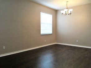 443 Sand Ridge Dr in Valrico, FL - Building Photo - Building Photo