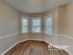 1040 Reynolds Manor Dr in Winston-Salem, NC - Building Photo - Building Photo