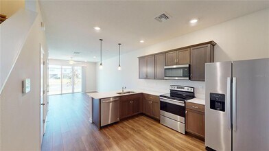 19630 Shady Oak Dr in Land O Lakes, FL - Building Photo - Building Photo