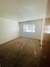 904 Dornajo Way in Sacramento, CA - Building Photo - Building Photo
