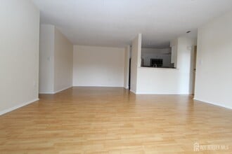 1905 Aspen Dr in Plainsboro, NJ - Building Photo - Building Photo