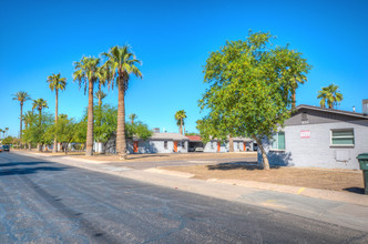 Encanto Park III in Phoenix, AZ - Building Photo - Other