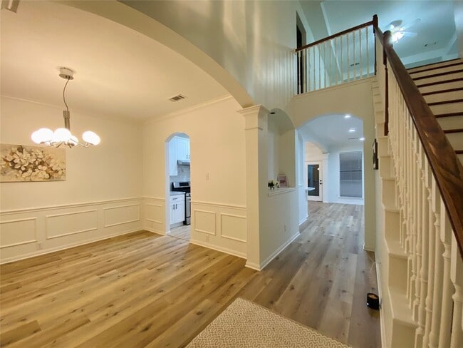 property at 3907 Meadow Lilly Ln