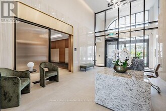 3240 William Coltson Ave in Oakville, ON - Building Photo - Building Photo