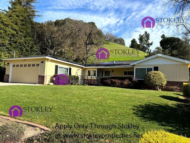 property at 1130 Laurel Dr